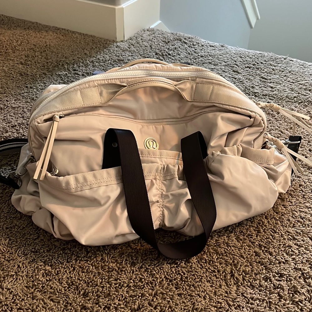 Lululemon Yoga Gym bag